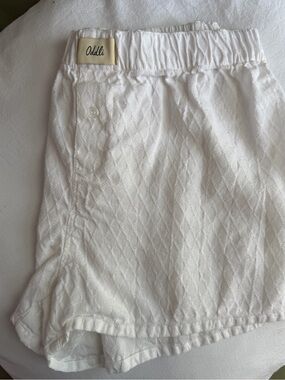 Oddli White Diamond Textured Classic Boxer Style Shorts, Size M/L